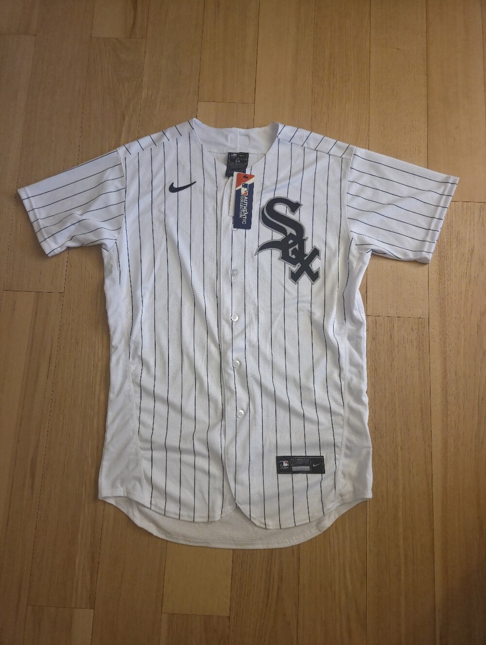 Nike Chicago White Sox Home Authentic Collection Flex Base Jersey Size 44 NWT